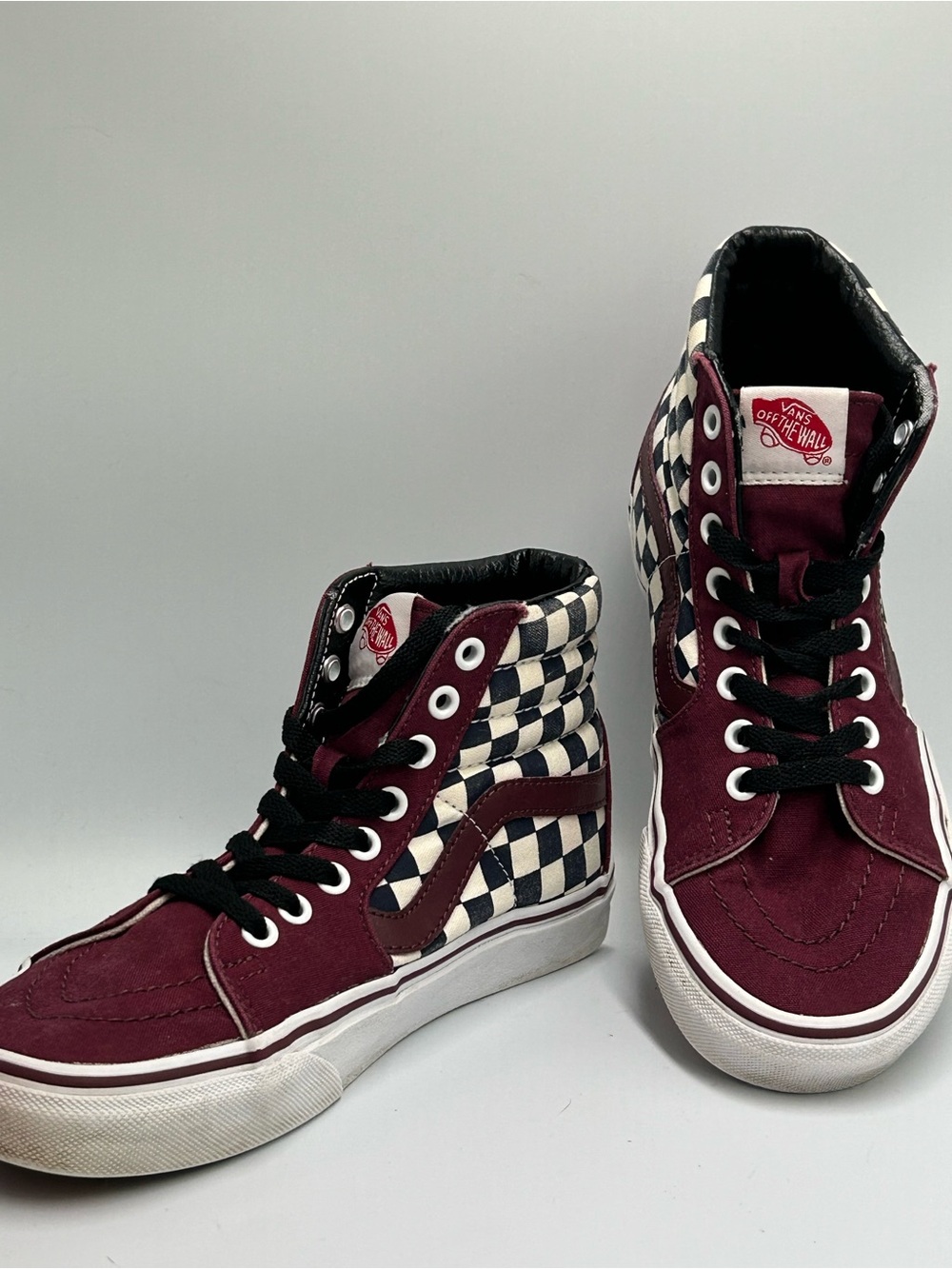 Van’s High-Top Sneakers in Burgundy, Black & White Checkerboard Men 5 Women 7